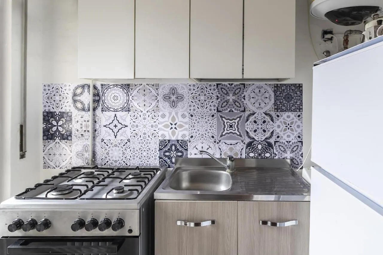 Milanrentals - Vigliani Apartments 0*, Milan